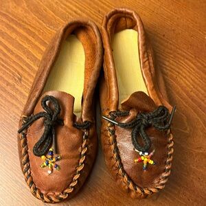 3/$20 Moccasins Baby Toddler Sz 7 Beading